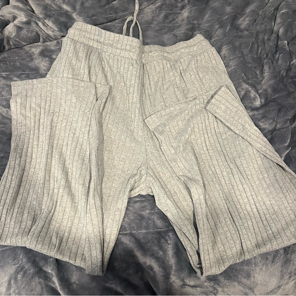 Women’s Grey Ribbed Sweatpants - Picture 2 of 3